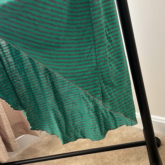 Dress size XL STRIPED/ Green color  Ribbed Curved Hem Midi Dress new wit… - Picture 7 of 9